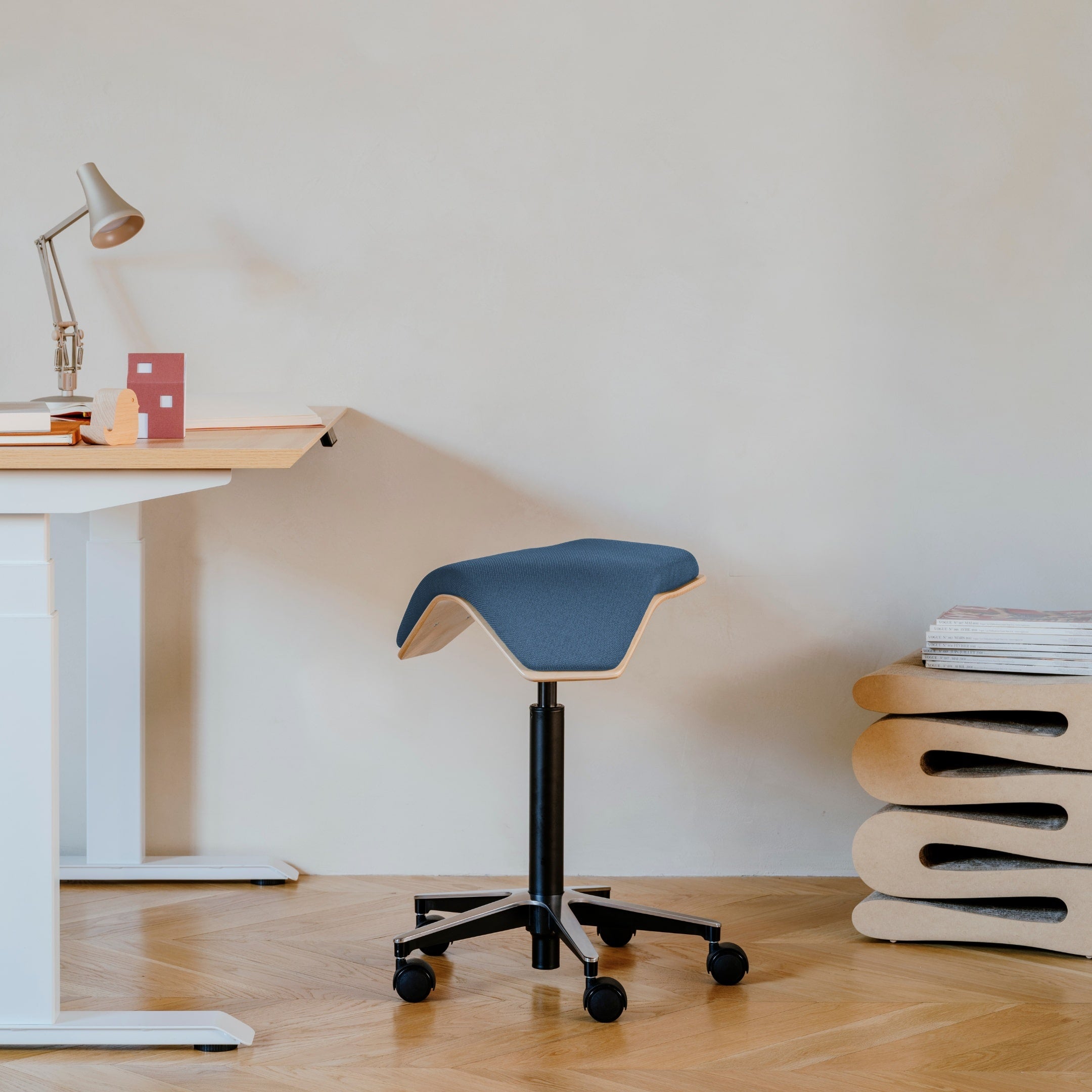 Saddle Chair