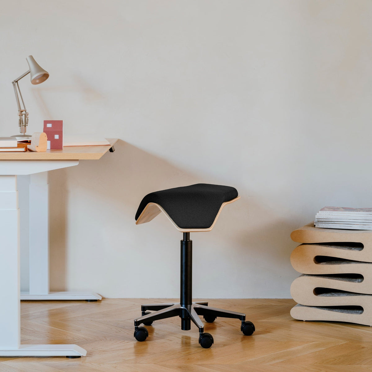 Saddle Chair